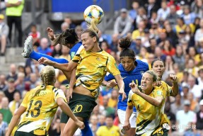 爱游戏在线登录-加拿大女足增强训练力度，备战精神抖擞的简单介绍